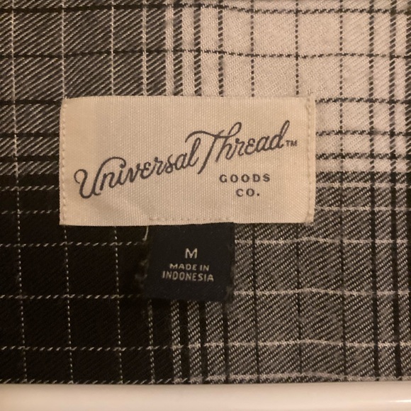 Universal Thread Black & White Plaid Flowy Flannel Shirt - Picture 3 of 4